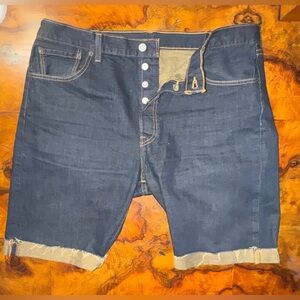 LEVI”S 501 dark denim shorts